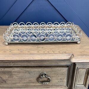 Decorative Silver Mirrored Vanity Tray - Elegant Circle Accent